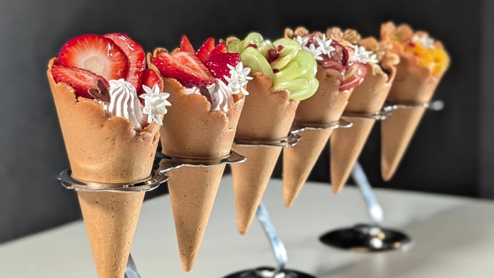 記念日に人気のデザートブーケ