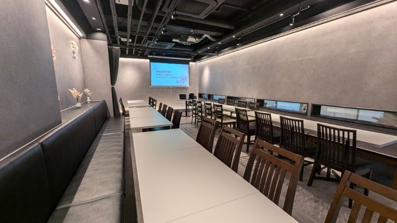 メインフロア（着席）｜完全貸切の店内空間