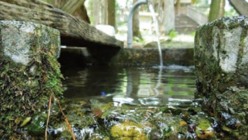 酒造りに愛される水（やわらかな伏流水）